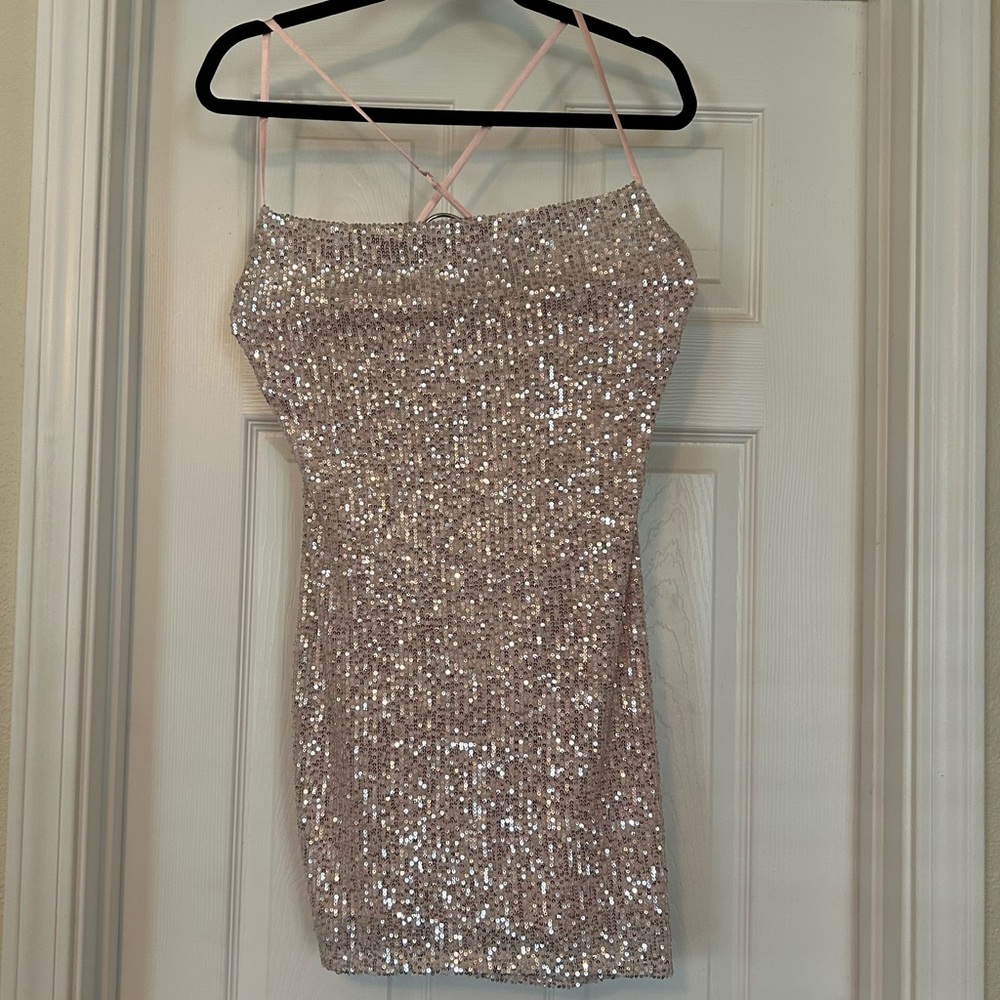 Pink 🎀 Sequin Women’s Mini Dress light pink cute